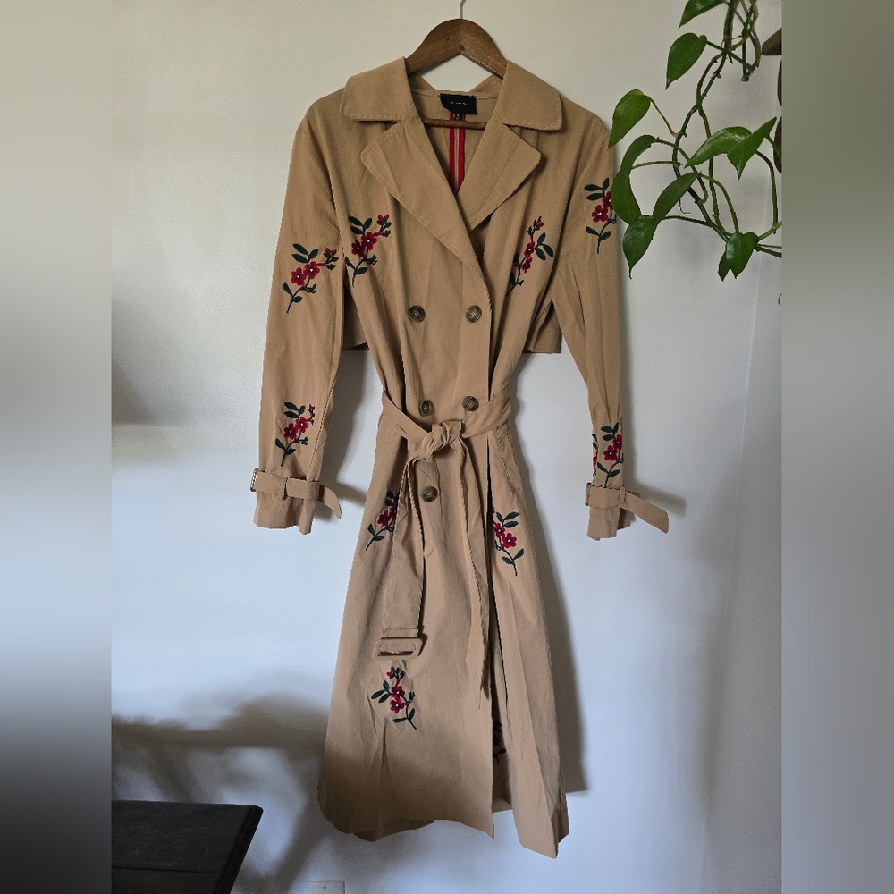 En Saison Tan Trench Coat with Red Floral Embroidery